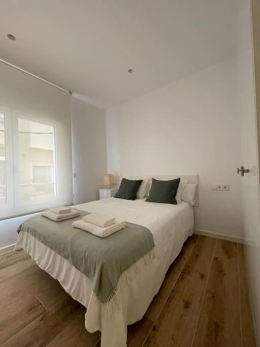 Apartamento Nuevo Centrico Frente Al Mar En Паламос Экстерьер фото