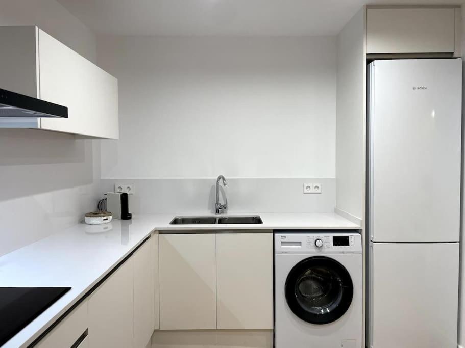Apartamento Nuevo Centrico Frente Al Mar En Паламос Экстерьер фото